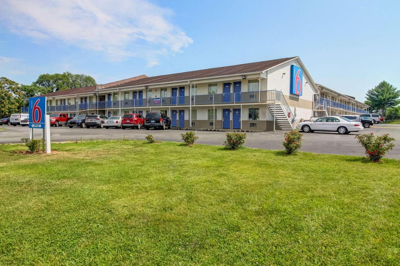 Motel 6-Charles Town, Wv Экстерьер фото
