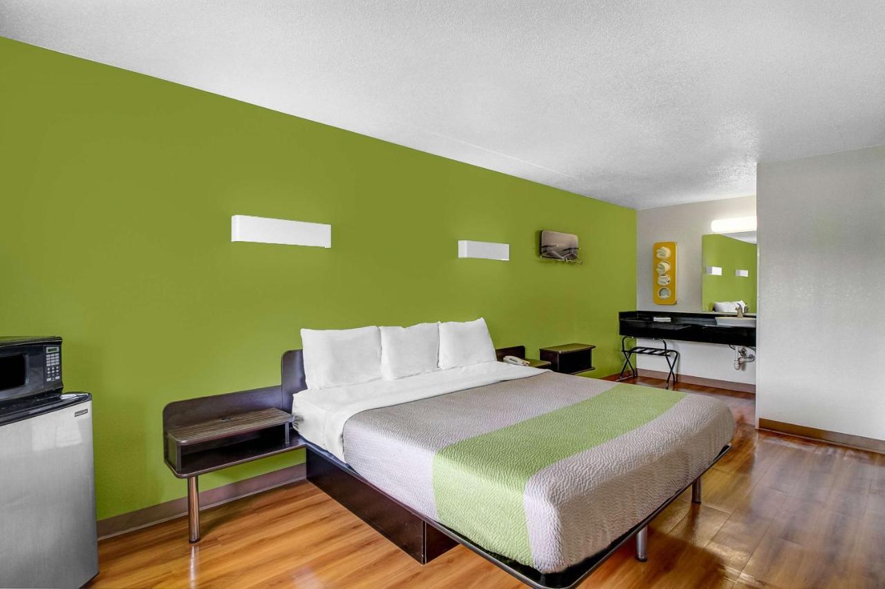 Motel 6-Charles Town, Wv Экстерьер фото