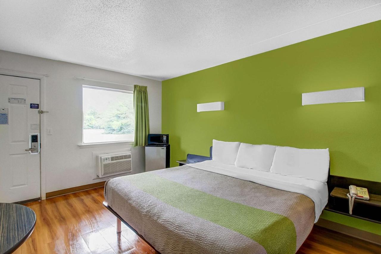 Motel 6-Charles Town, Wv Экстерьер фото
