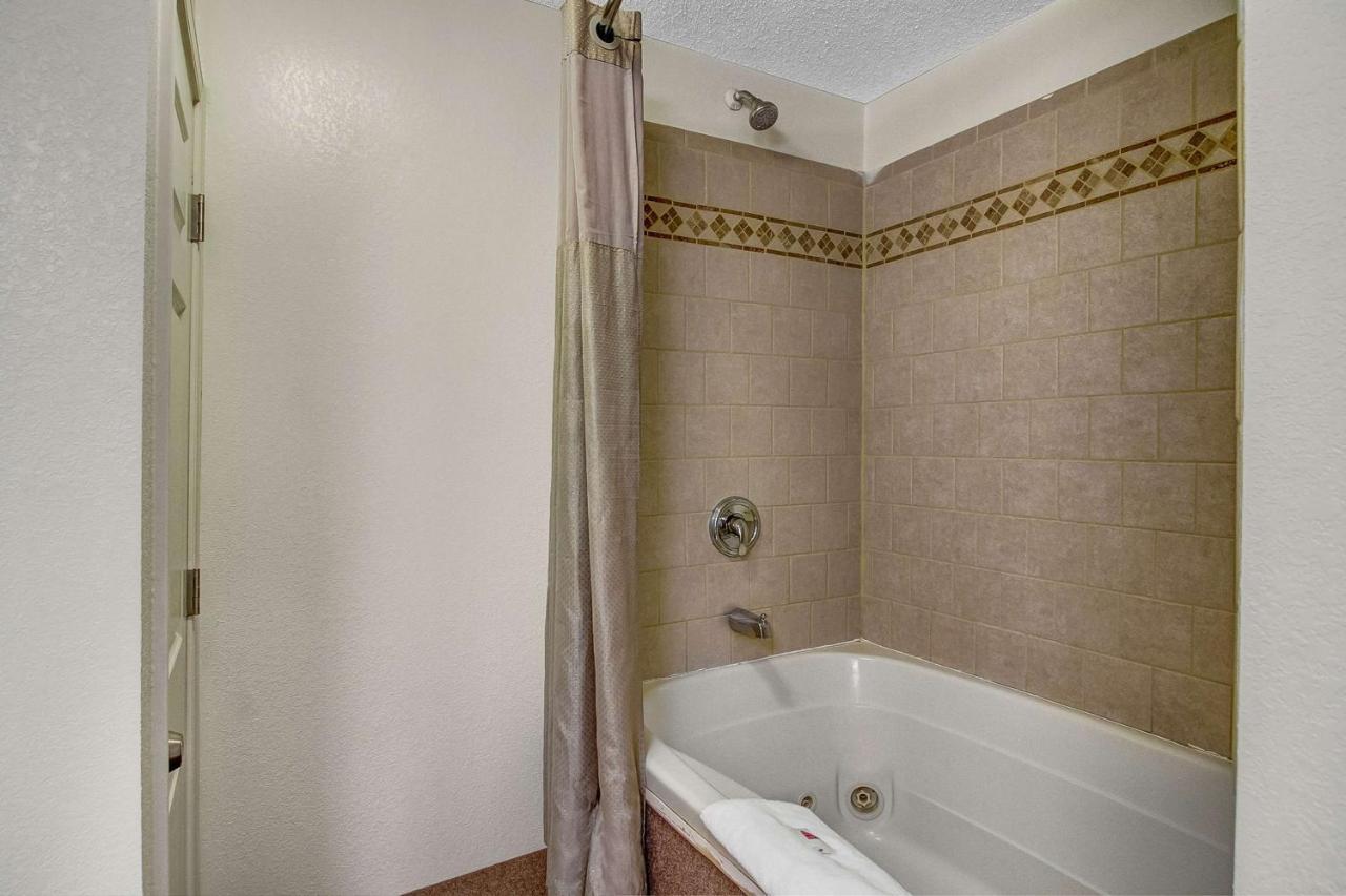 Motel 6-Charles Town, Wv Экстерьер фото