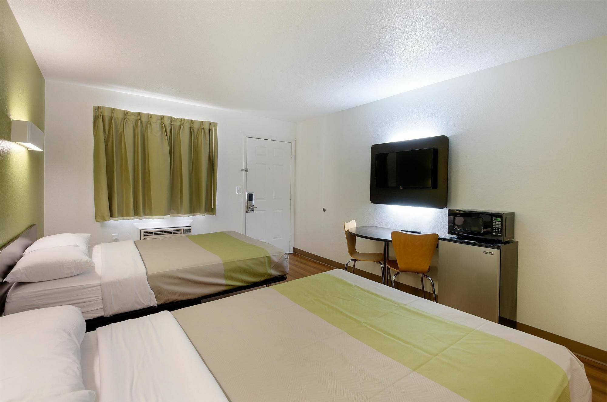 Motel 6-Charles Town, Wv Экстерьер фото