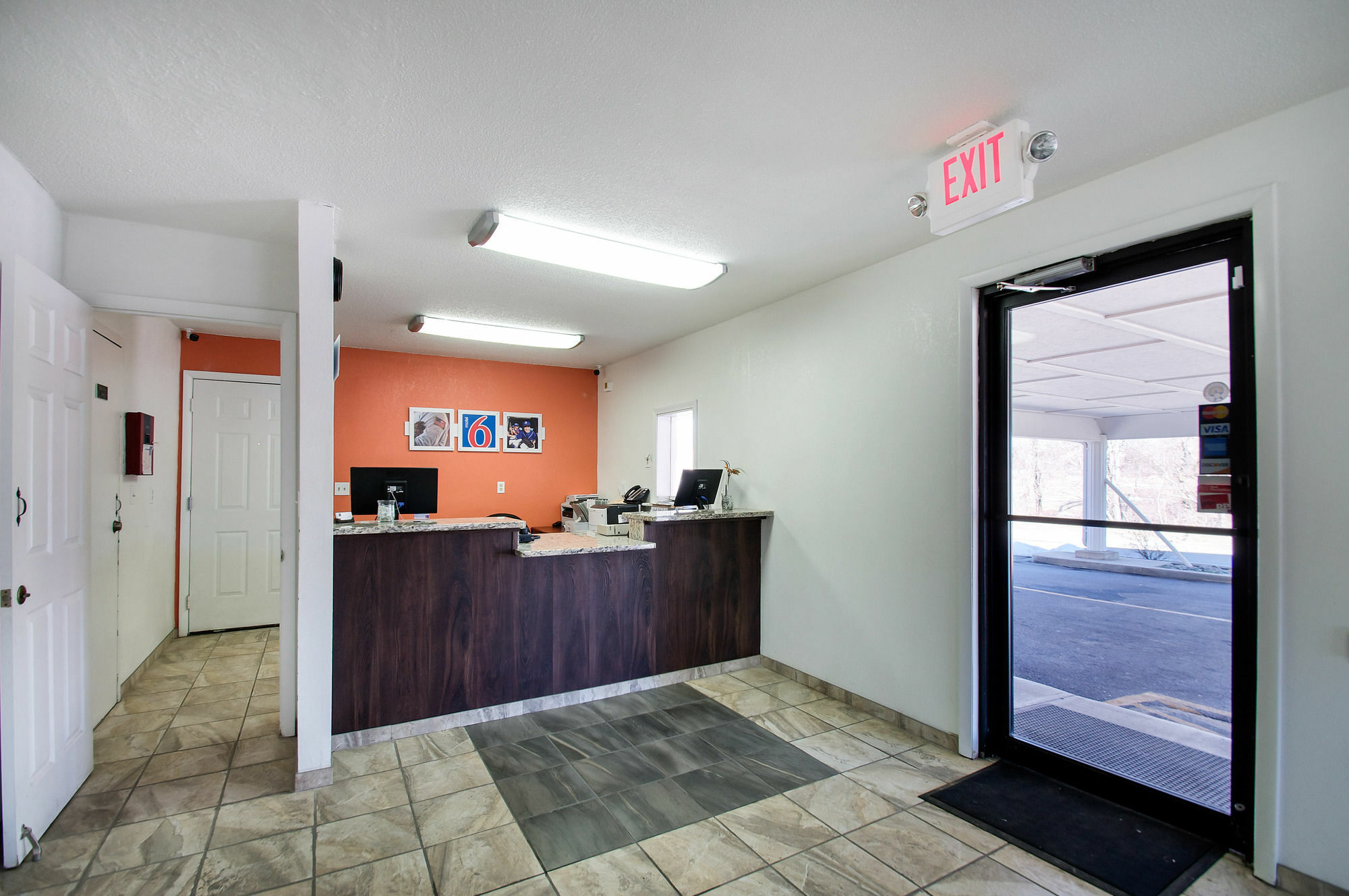 Motel 6-Charles Town, Wv Экстерьер фото